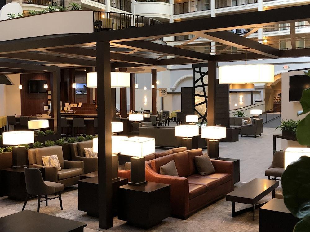 Embassy Suites Dallas - Park Central Area Екстериор снимка